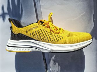 Like New BAASPLOA Athletic Sneakers – Size 9 US