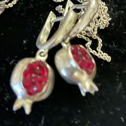 Set Of Silver Necklace With Pendant And Earrings 