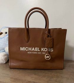 MK large-capacity tote bag 👜
