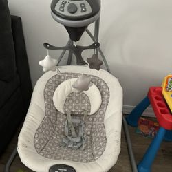 Graco Baby Swing 