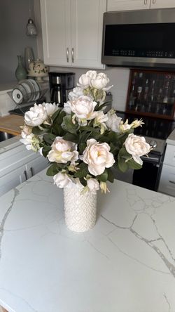 Base with flowers