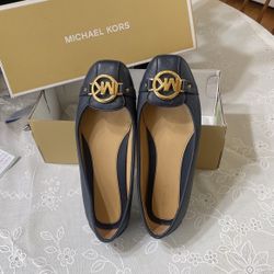 MK blue Shoe Size 7 New