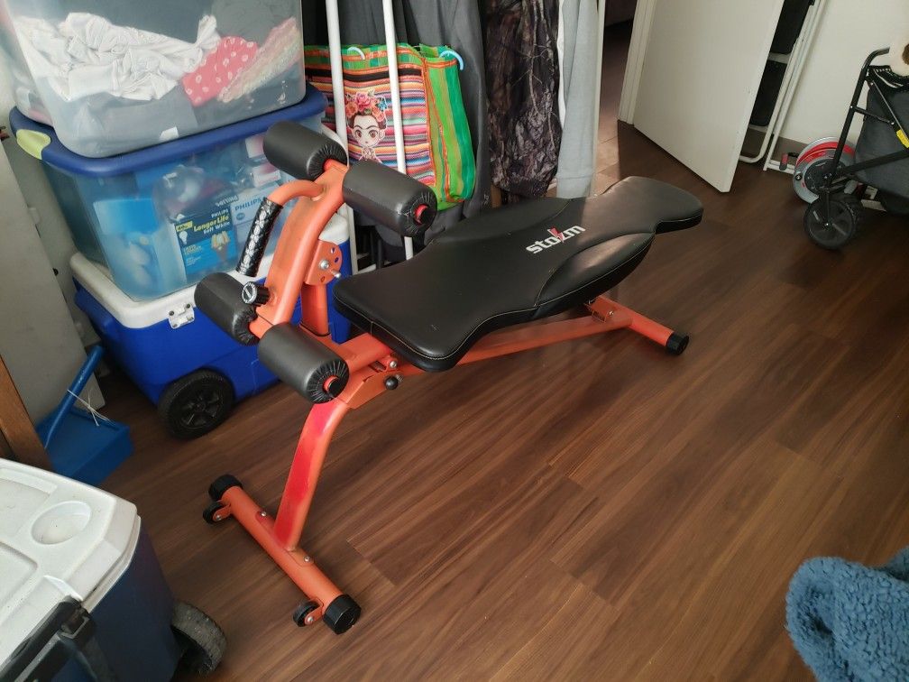 Weight bench in great condition