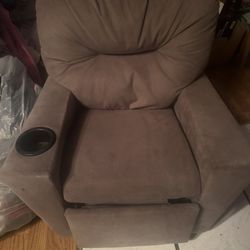 Kids Recliner Chair with Cup Holder, Footrest & Velvet Upholstered Toddler Lounge