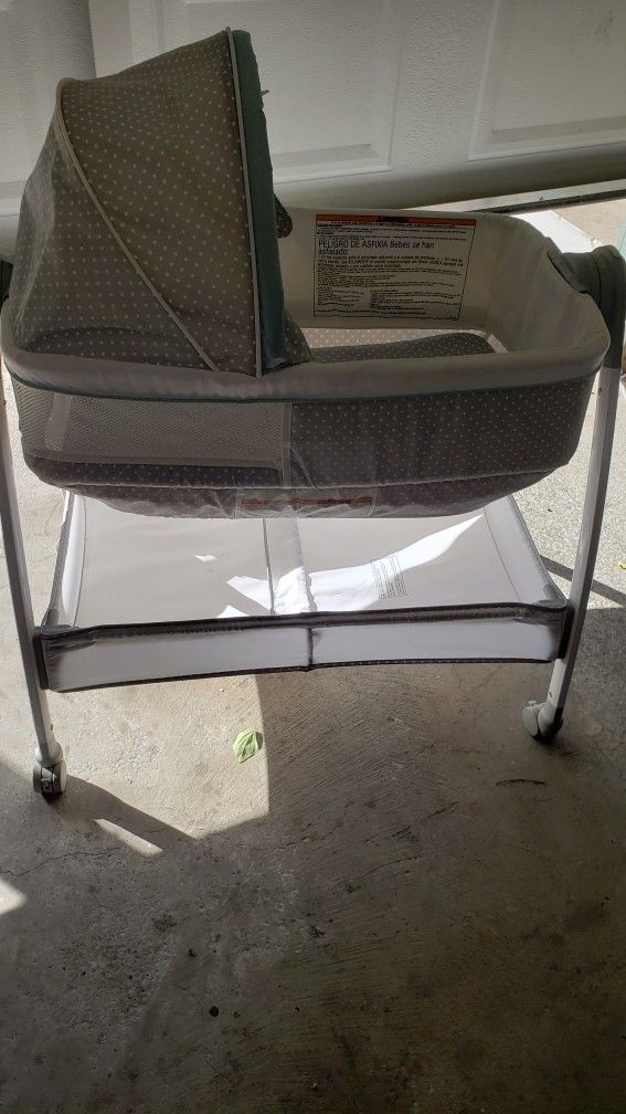 Bassinet And Changing Table In One