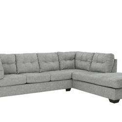 Falkirk 2-Piece Sectional with Chaise

