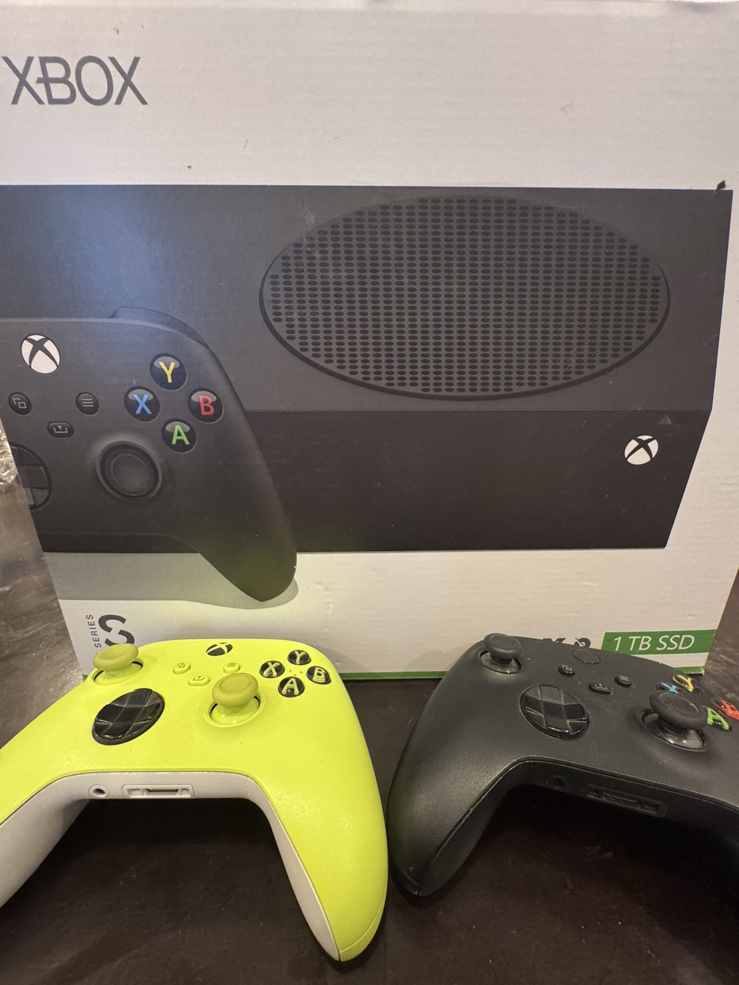Xbox One S Digital Edition 1TB
