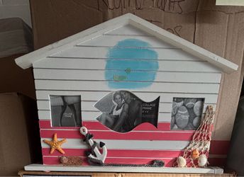 White Hanging Photo Frame