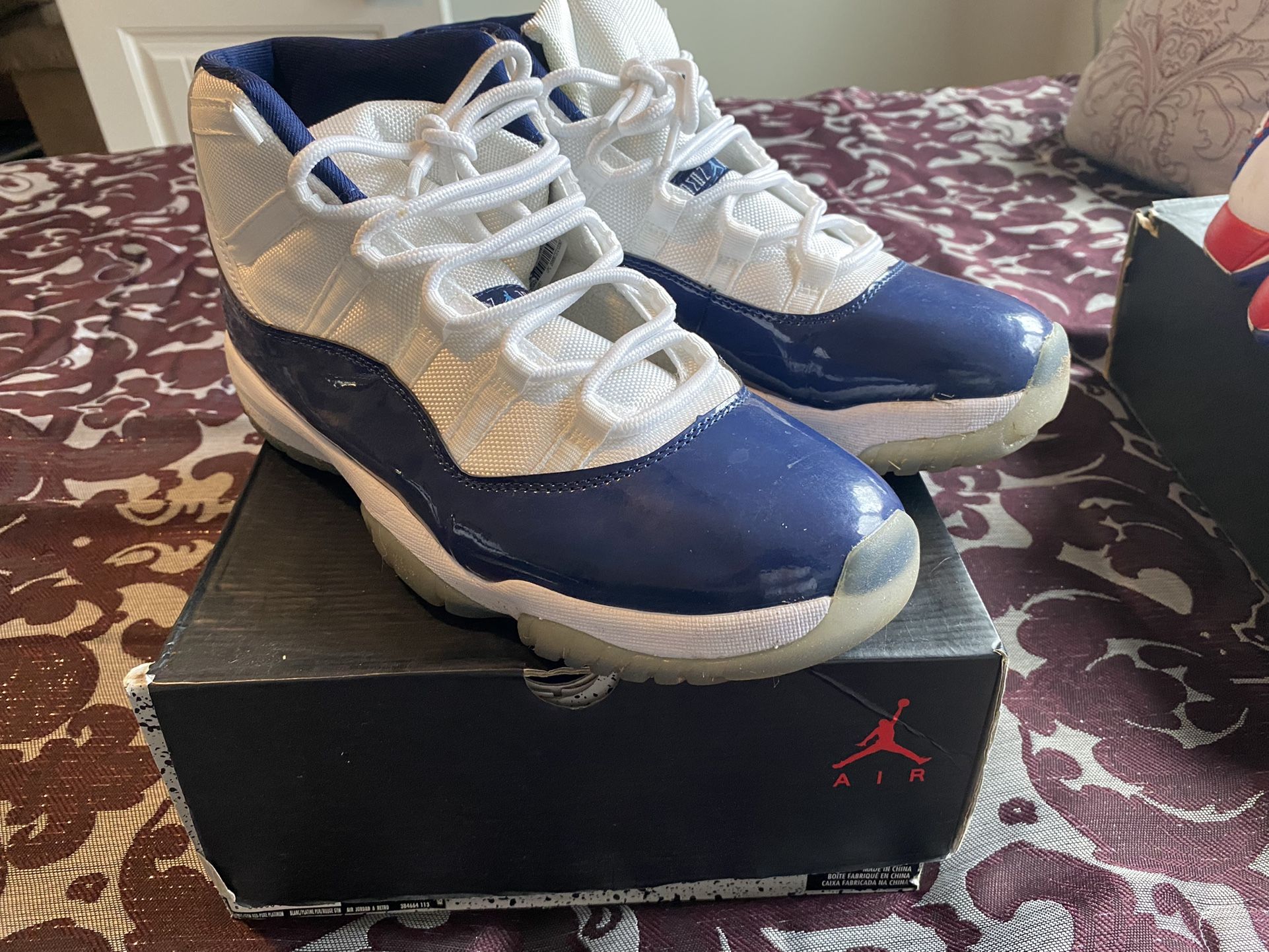 Jordan 11 (high)