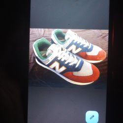 New Balance Sneakers 