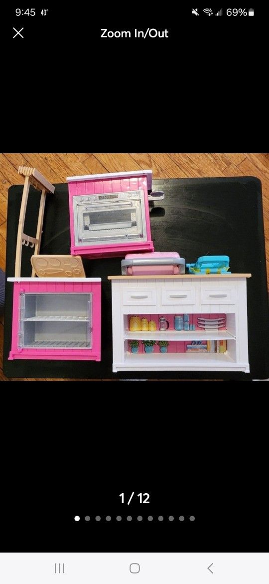 Barbie Ultimate Kitchen. Use with Playdoh to make veggies, sandwich press, fries press, pies, etc. Use without playdoh as a "regular" Barbie Kitchen