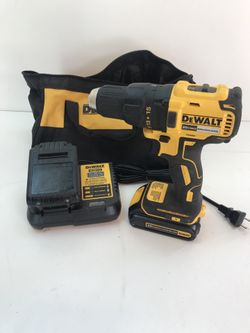 DEWALT 20-Volt MAX Lithium-Ion Cordless Brushless Compact Drill Driver with (2) Batteries 1.3Ah, Charger and Bag