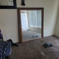 Nice Clean mirror No Cracks