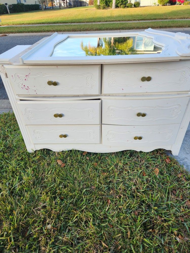 6 Drawer Dresser With Mirror Free