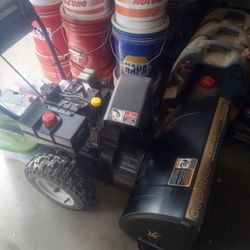 8.5 HP 26" snowblower 