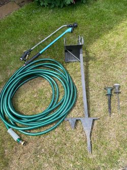48 Ft Garden Hose, spray Nozzle & stand holder, guides