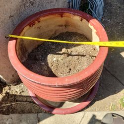 Red ceramic pot/ With Base