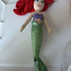 Disney  Doll Stuff 