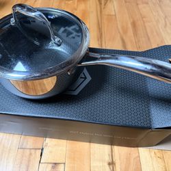 Hexclad 1QT Hybrid Sauce Pan With Lid