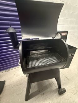 Traeger 575 pellet smoker awesome