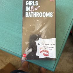 Girls In bar Bathrooms Game