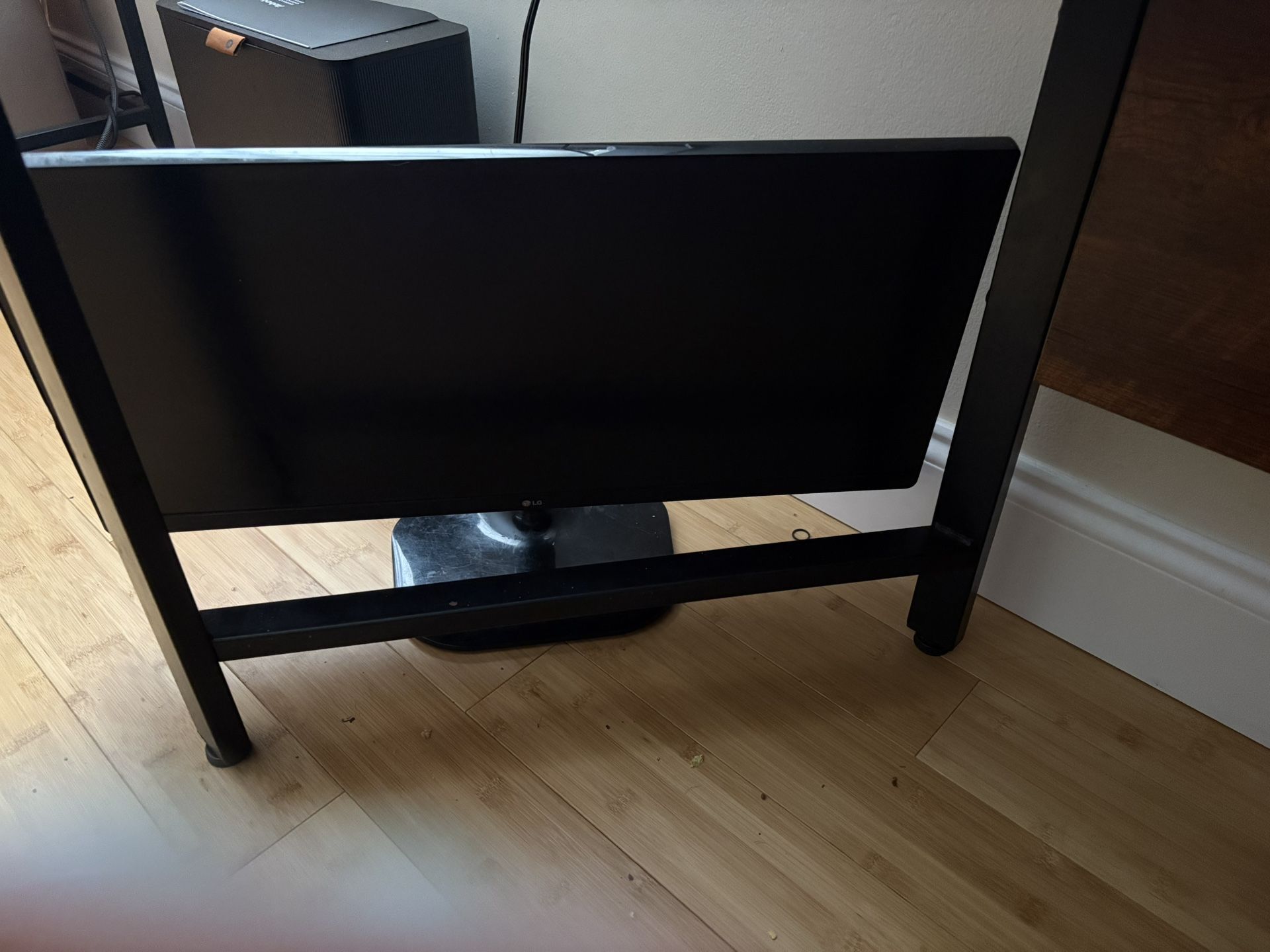 LG Monitors