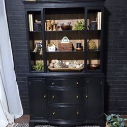 Black Hutch