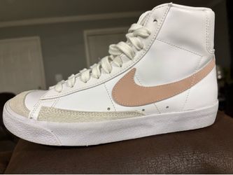 Nike women’s shoes