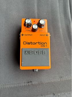 Boss DS-1 Distortion Pedal