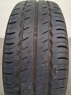 ( 1 TIRE  ) 235/65R16 LAUFENN