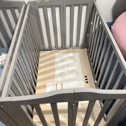 Mini Crib