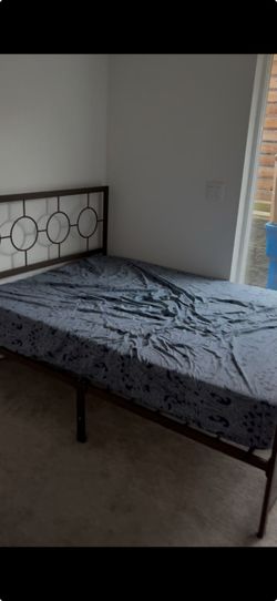 Full size mattress plus bedframe