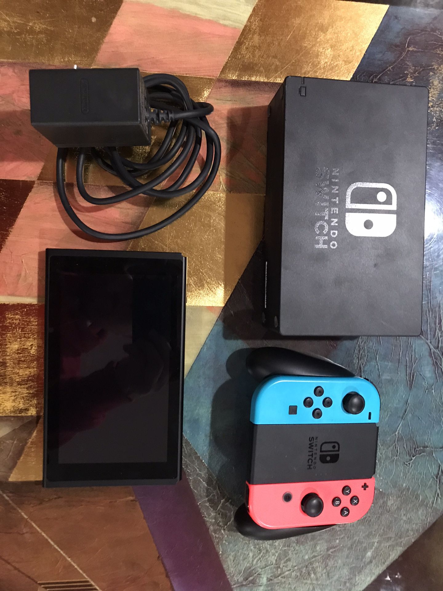 Nintendo switch EXCELLENT condition