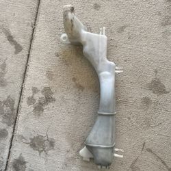 2001 Honda Civic Radiator Coolant Overflow Tank