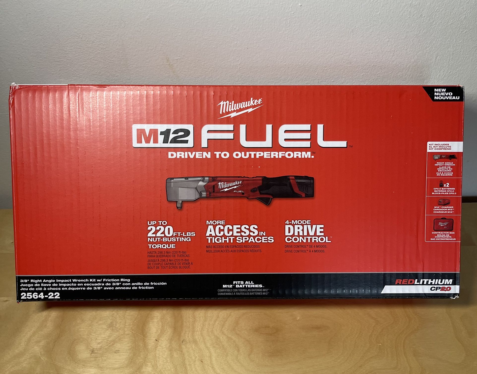Milwaukee M12 3/8 in. Right Angle Impact Wrench Kit (NEW)