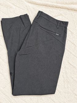 Volcom Men’s Charcoal Gray Chino Pants – Size 36 – NEW