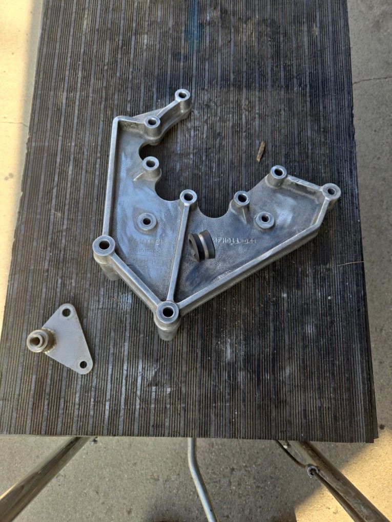 Vortech V2 Blower .ount 4.6 Ford