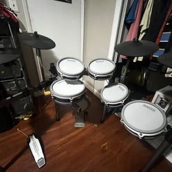 Simmons 70 Titan Electric Drum Kit