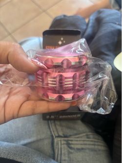 Pink grinder