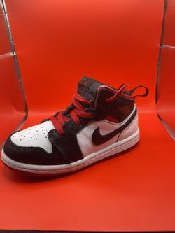 Nike Air Jordan 1 Mid Toddler Size 9C Shoes White Gym Red Black Sneakers