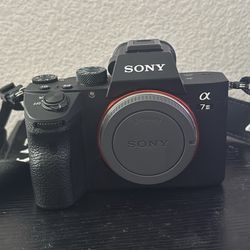 Sony A7III (body only)