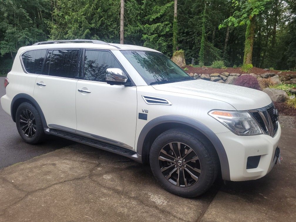 2017 Nissan Armada