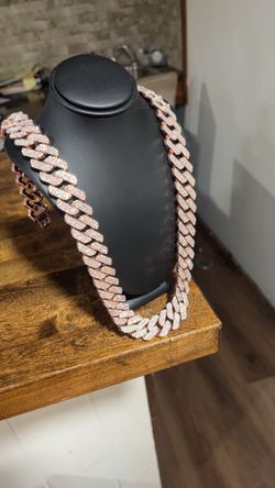 Moissanite Cuban Link