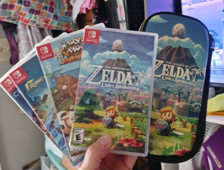 Nintendo Switch Game W/ Case Bundle