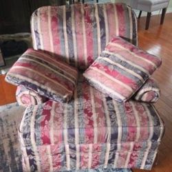 Vintage 1993 Alexvale Sofa And Chair Set – Solid Wood Frame – Exceptional Condition