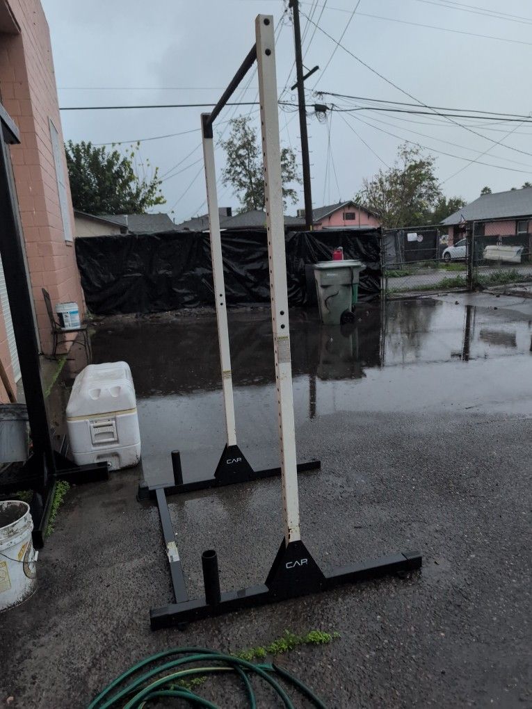 Squat Rack Pull Up Bar