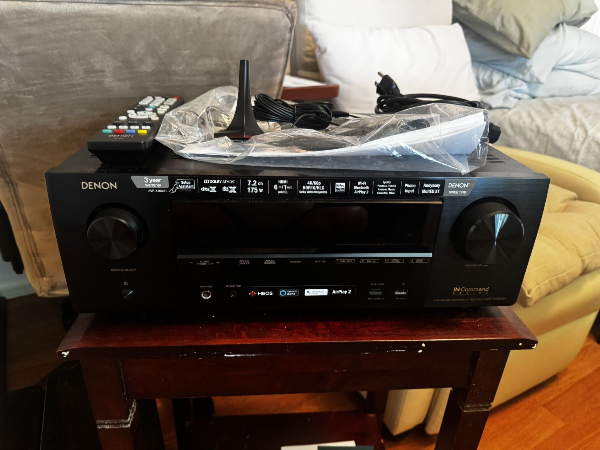 DENON Receiver AVR X1600H 7.2 Dolby Atmos, 4K Ultra, BT, HD