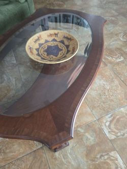 Beautiful  mahogony  cherrywood color . Or make c offer