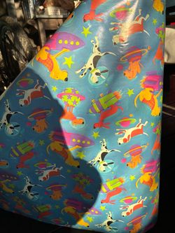 Wrapping paper 200ft roll