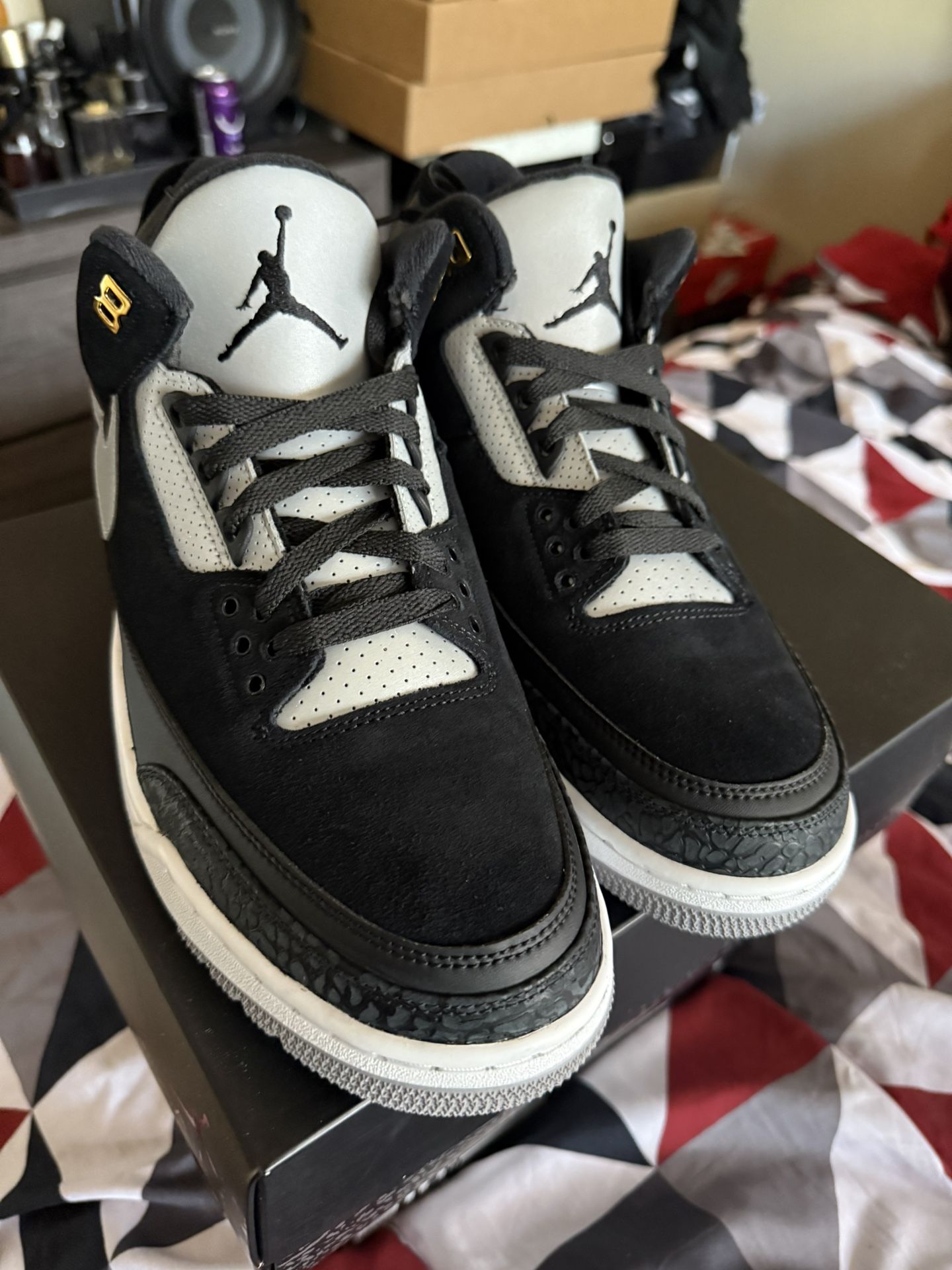 Men’s Jordan Retro 3 Size 10.5 New